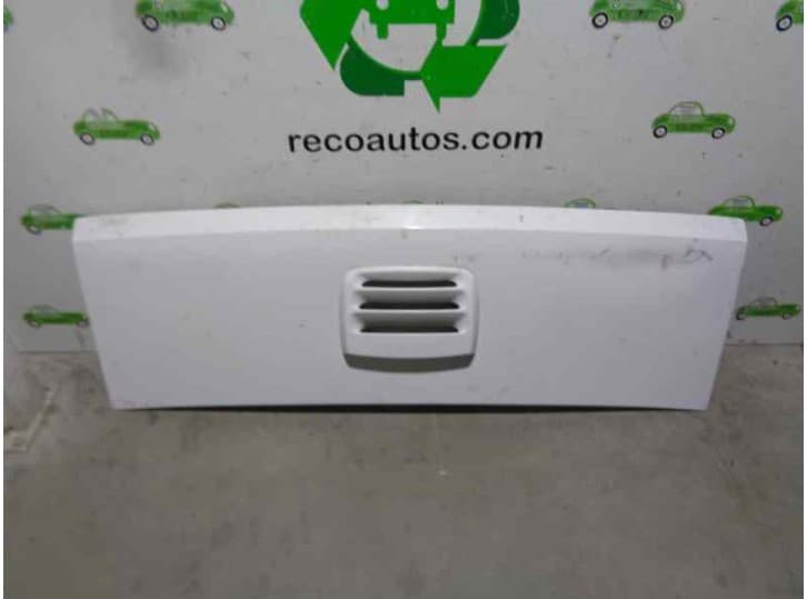Recambio de capot para renault trucks messenger caja/chasis b 120.65 (fn60f8) referencia OEM IAM 7701597889 BLANCO