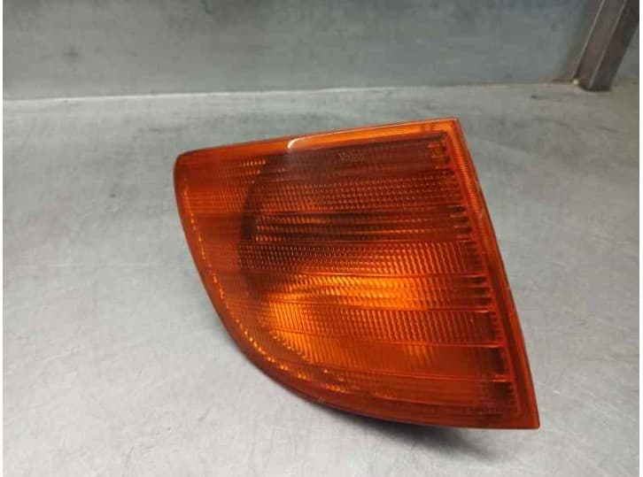 Recambio de piloto delantero derecho para mercedes-benz vito furgoneta (w638) 112 cdi 2.2 (638.094) referencia OEM IAM 638820012