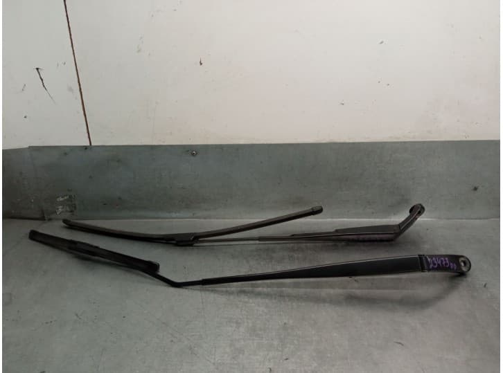 Recambio de brazo limpia delantero derecho para honda jazz v (gr_, gs_) 1.5 ehev (gr3, gr6) referencia OEM IAM LEB8 LEB8