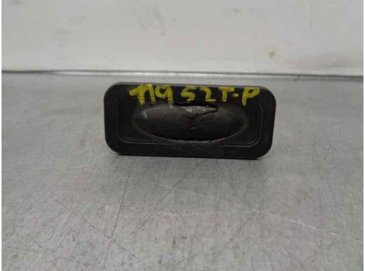 Recambio de maneta exterior porton para renault clio iii (br0/1, cr0/1) 1.2 16v (br0p, cr0p) referencia OEM IAM 8200385815