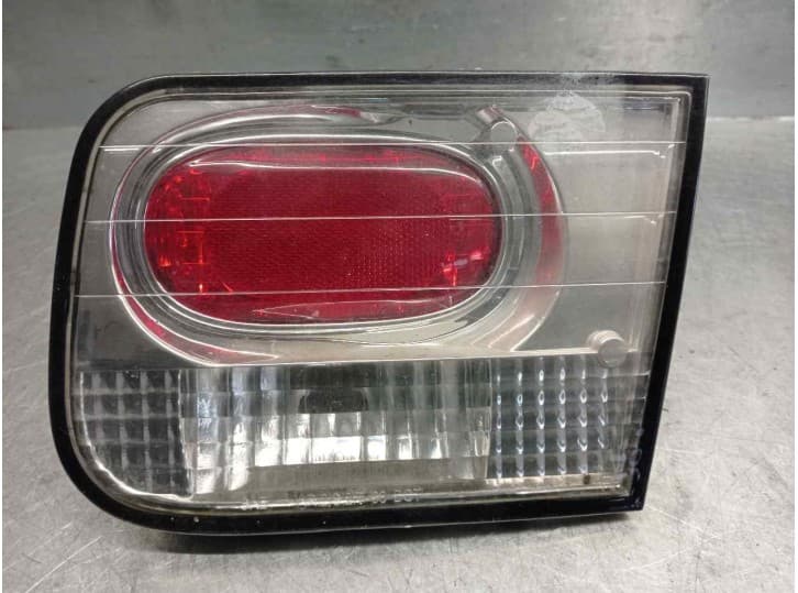Recambio de piloto trasero porton derecho para honda civic vi coupé (ej, em1) 1.6 i vtec (em1) referencia OEM IAM DE PORTON 2 P