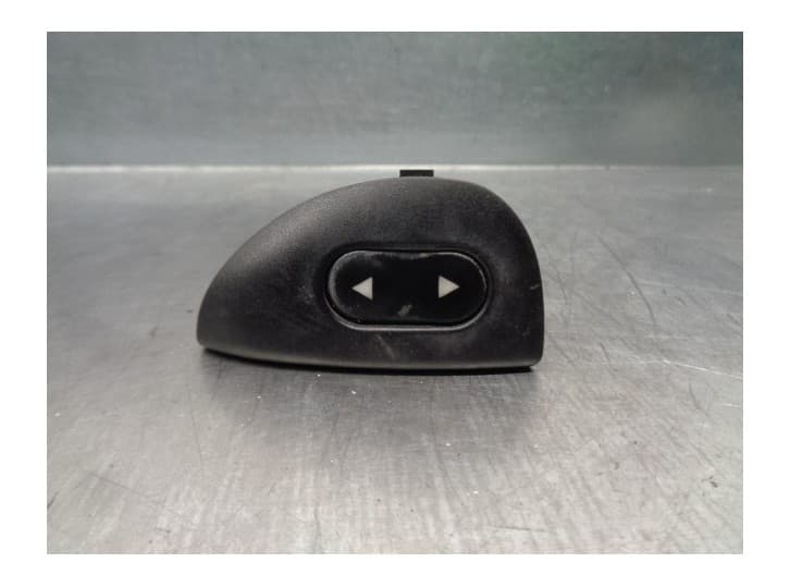 Recambio de mando elevalunas delantero izquierdo para fiat seicento / 600 (187_) 1.1 (187axb, 187axb1a, 187axc1a02) referencia O
