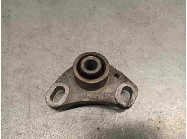 Recambio de soporte motor derecho para volvo xc90 i (275) t6 awd referencia OEM IAM 8666204