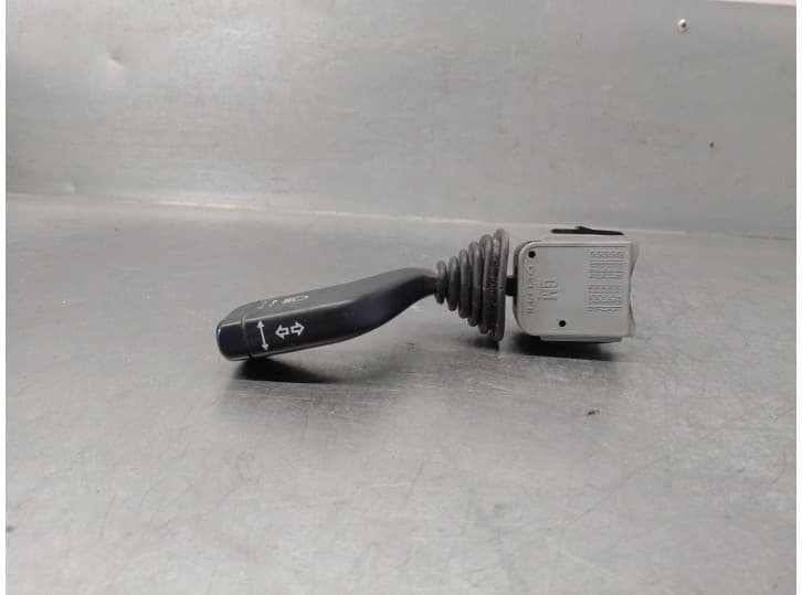 Recambio de mando luces para opel omega b (v94) 2.5 dti (f69, m69, p69) referencia OEM IAM 09181010 INTERMITENTES 12239911