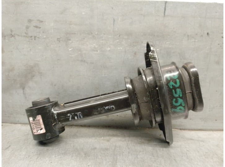 Recambio de soporte motor para kia rio iv (yb, sc, fb) 1.2 cvvt referencia OEM IAM 21950H8100 21950H8100