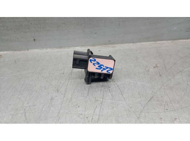 Recambio de sensor impacto para kia niro (de) 1.6 gdi hybrid referencia OEM IAM 95920F2000