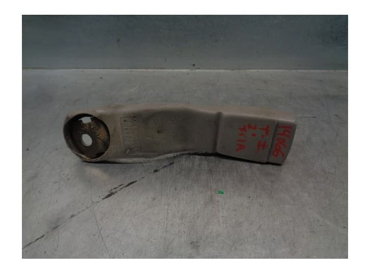Recambio de enganche cinturon trasero izquierdo para chevrolet trans sport 3.4 v6 referencia OEM IAM 265019B TRAS IZQ.