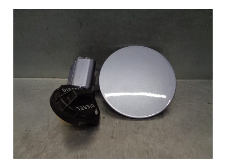 Recambio de tapa exterior combustible para hyundai getz (tb) 1.5 crdi referencia OEM IAM 695101C000