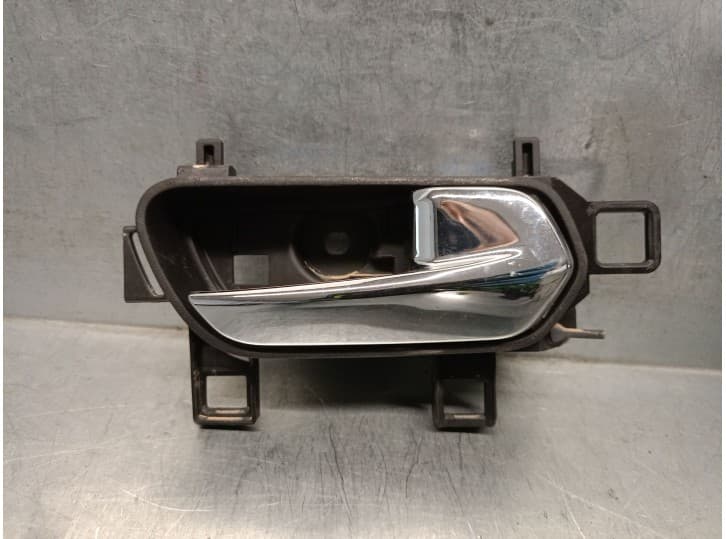 Recambio de maneta interior delantera derecha para nissan micra v (k14) 0.9 ig-t referencia OEM IAM 806705FA6A 806705FA6A