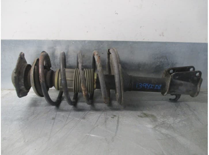 Recambio de amortiguador delantero izquierdo para lancia thema (834_) 2000 i.e. turbo (834c) referencia OEM IAM 82476251 334804