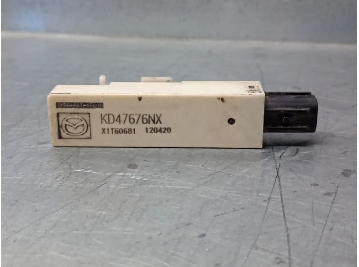 Recambio de antena para mazda cx-5 (ke, gh) 2.2 d awd (ke102) referencia OEM IAM KD47676NX KD47676NX