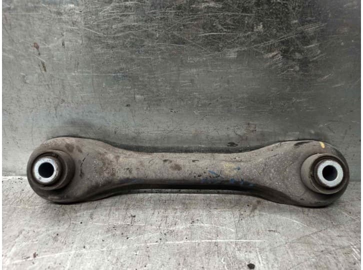 Recambio de brazo suspension inferior trasero izquierdo para mazda 3 sedán (bl) 2.2 mzr cd (bl10) referencia OEM IAM BBM228500A