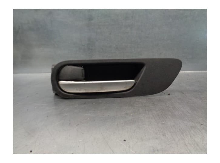 Recambio de maneta interior delantera izquierda para mazda 3 sedán (bl) 2.2 mzr cd (bl10) referencia OEM IAM BBM559330A02