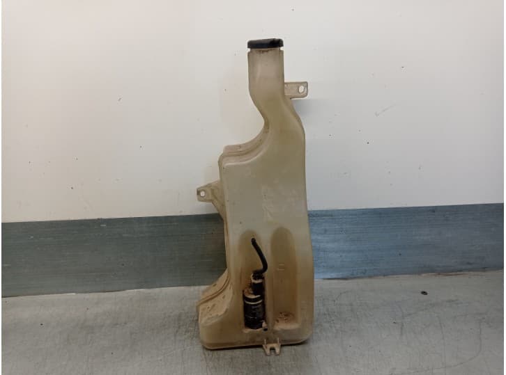 Recambio de deposito limpia para iveco daily iii furgoneta 35 s 11 v,35 c 11 v referencia OEM IAM 500336393