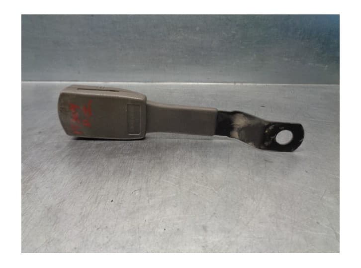 Recambio de enganche cinturon delantero izquierdo para rover 400 ii (xw) 416 gsi/gse referencia OEM IAM EVB10067