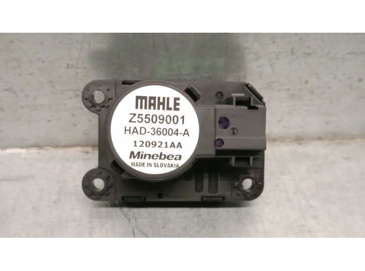 Recambio de motor apertura trampillas climatizador para smart forfour hatchback (453) electric drive / eq (453.091) referencia O