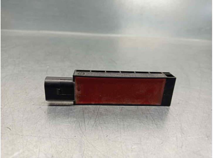 Recambio de antena para skoda superb iii station wagon (3v5) 2.0 tdi referencia OEM IAM 5Q0962131 5FA17166910