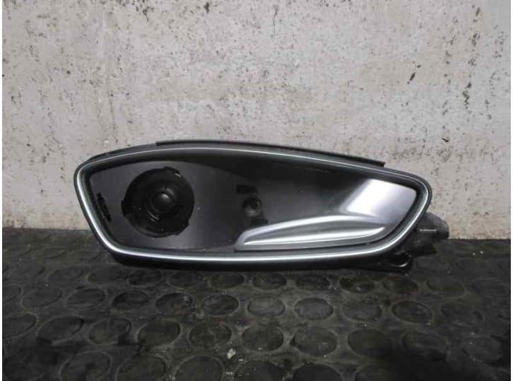 Recambio de maneta interior trasera derecha para audi a1 sportback (8xf) 1.6 tdi referencia OEM IAM 8X4839020C