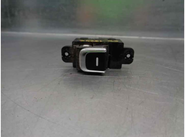 Recambio de mando elevalunas delantero derecho para kia carens iv 1.7 crdi referencia OEM IAM 93575A4020CA 93575A4030