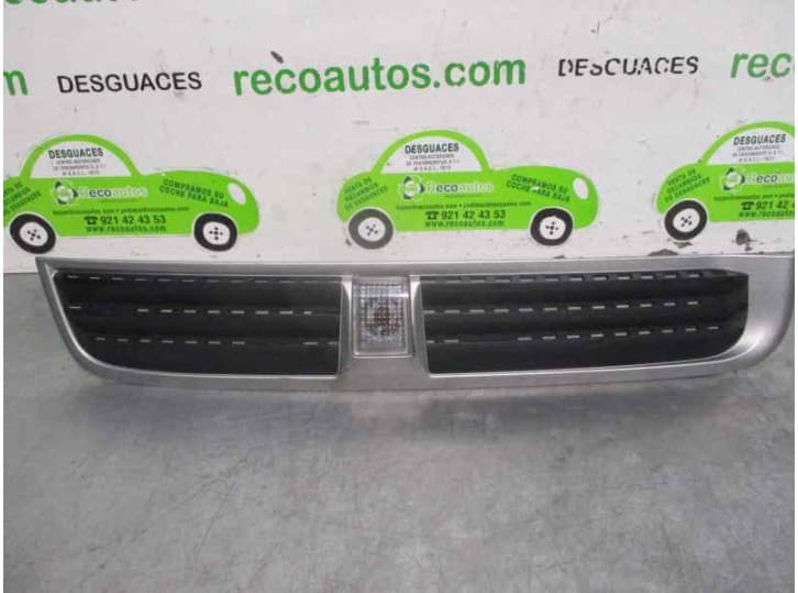Recambio de molduras delanteras para opel antara a (l07) 2.0 cdti referencia OEM IAM 96660403