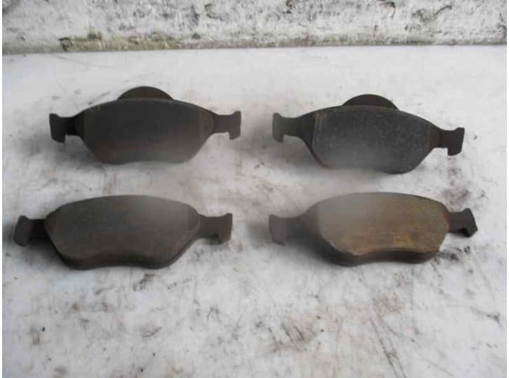Recambio de pastillas de freno para ford fiesta v (jh_, jd_) 1.6 tdci referencia OEM IAM 3374614