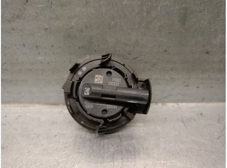 Recambio de sensor impacto para hyundai i20 iii (bc3, bi3) 1.0 t-gdi hybrid 48v referencia OEM IAM 95930M6000 123741