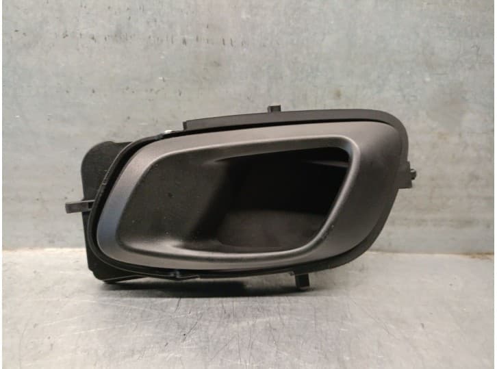 Recambio de maneta interior delantera izquierda para hyundai i20 iii (bc3, bi3) 1.0 t-gdi hybrid 48v referencia OEM IAM 82610Q00