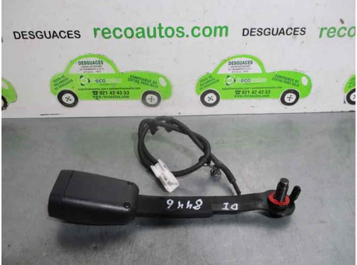 Recambio de enganche cinturon delantero izquierdo para kia venga (yn) 1.4 cvvt referencia OEM IAM