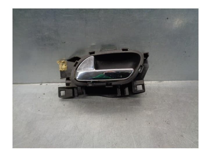 Recambio de maneta interior delantera izquierda para citroën c3 picasso (sh_) 1.6 hdi 90 referencia OEM IAM 9683446877 968344617