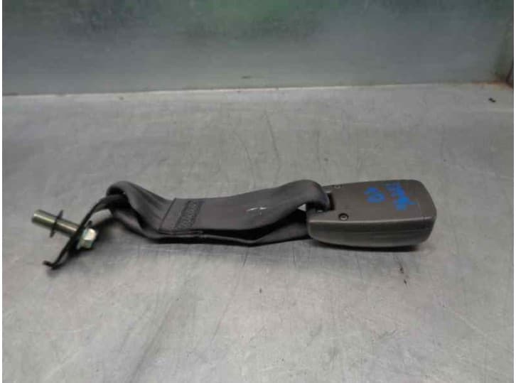 Recambio de enganche cinturon trasero derecho para honda fr-v (be) 1.8 (be1) referencia OEM IAM NSB1053