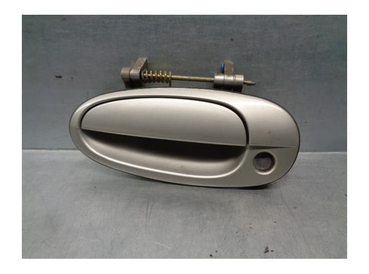 Recambio de maneta exterior delantera izquierda para daewoo evanda (klal) 2.0 referencia OEM IAM 96326829