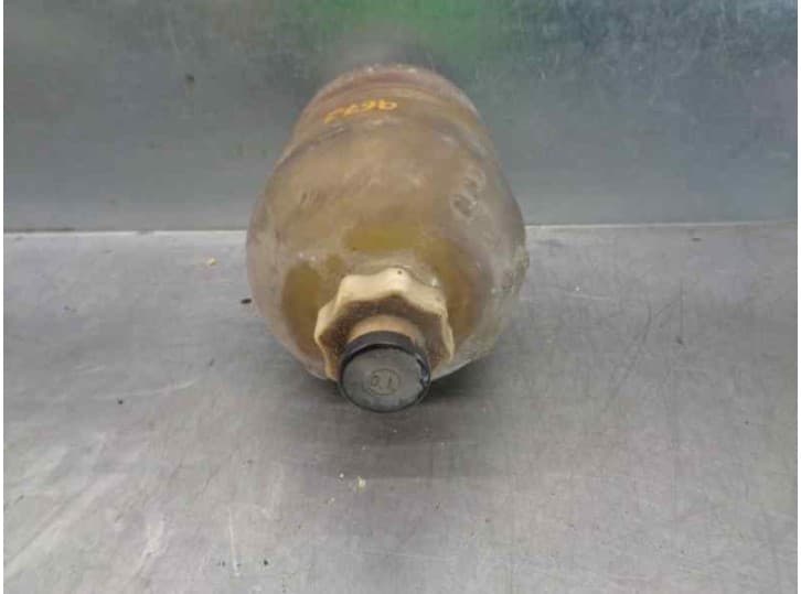 Recambio de deposito expansion para renault r-5 gtl 688-13 4 cilindros referencia OEM IAM