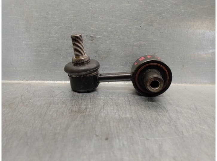Recambio de bieleta estabilizadora trasera izquierda para kia xceed (cd) 1.0 t-gdi referencia OEM IAM 55530G2000 55530G2000