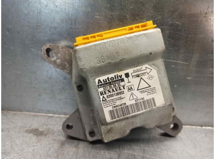 Recambio de centralita airbag para renault laguna ii (bg0/1_) 2.2 dci (bg0f) referencia OEM IAM 8200138952 601958800 AUTOLIV