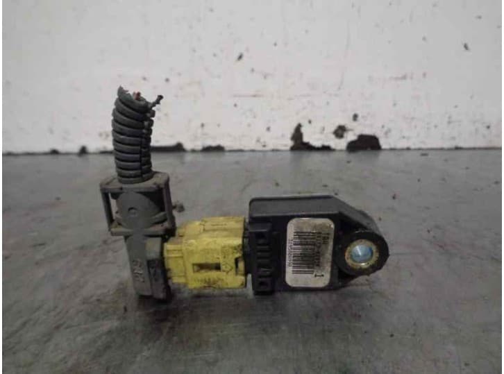 Recambio de sensor airbag para toyota corolla (_e12_) 1.4 d (nde120_) referencia OEM IAM 8917302030 TRW