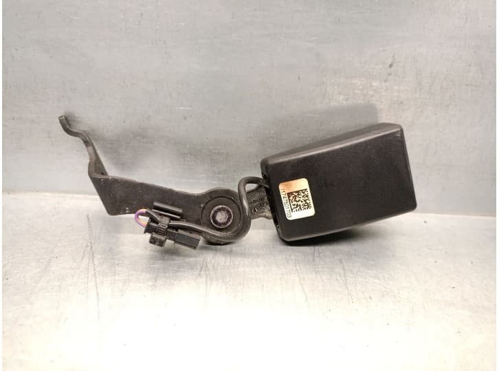 Recambio de enganche cinturon trasero izquierdo para bmw 5 (g30, f90) 520 d referencia OEM IAM 747501703 72117475017