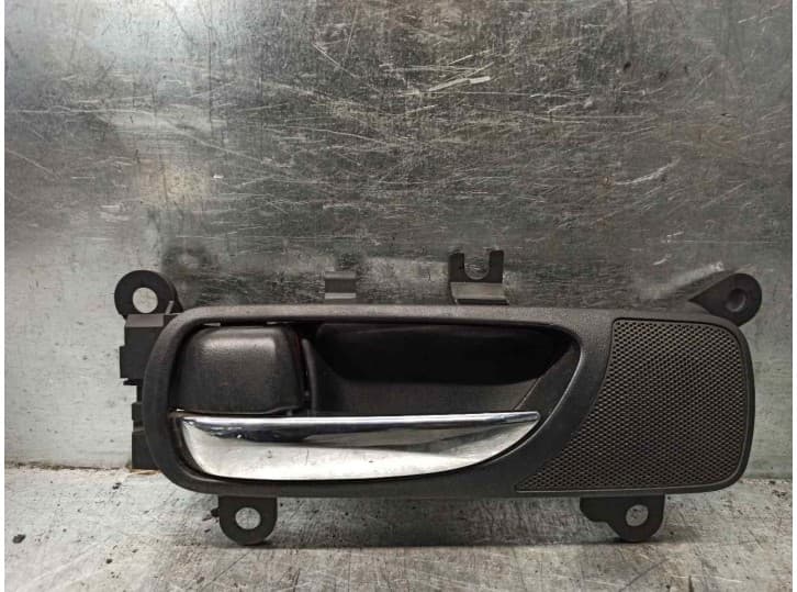 Recambio de maneta interior trasera izquierda para lexus is ii (_e2_) 220d (ale20) referencia OEM IAM 6774053010