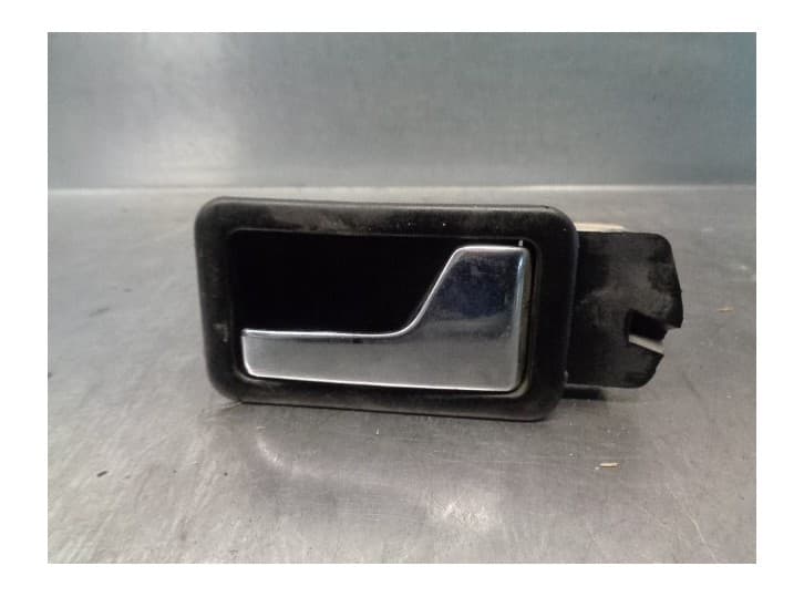 Recambio de maneta interior delantera derecha para audi 80 b4 sedán (8c2) 1.9 tdi referencia OEM IAM 893837020