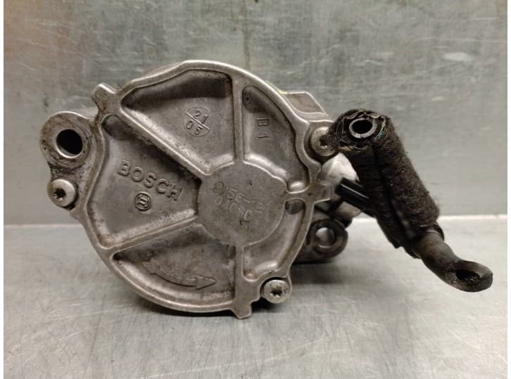 Recambio de depresor freno / bomba vacio para ford focus ii (da_, hcp, dp) 1.6 tdci referencia OEM IAM D1562C229040 BOSCH