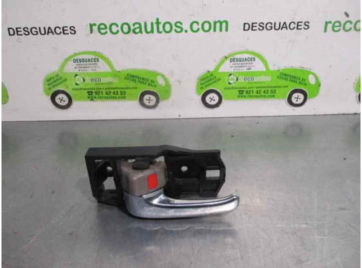 Recambio de maneta interior trasera izquierda para toyota prius sedán (_w1_) 1.5 hybrid (nhw1_) referencia OEM IAM 6920630150