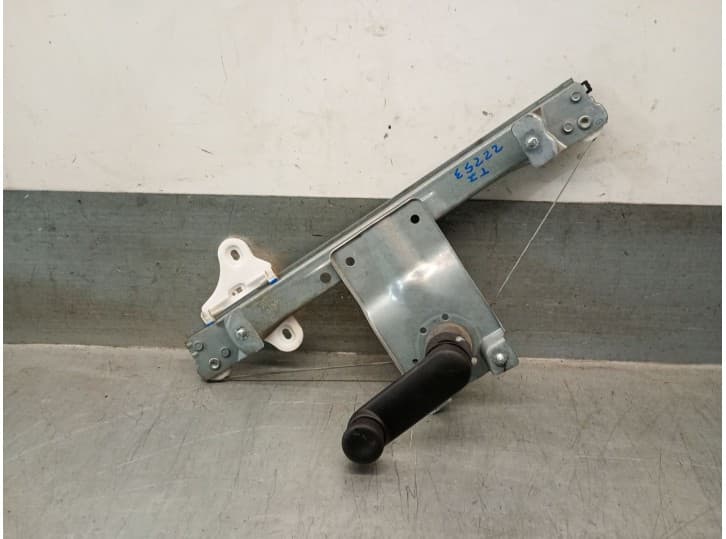 Recambio de elevalunas trasero izquierdo para renault clio iv grandtour (kh_) 1.5 dci 90 (khn3, khn4) referencia OEM IAM 8270132