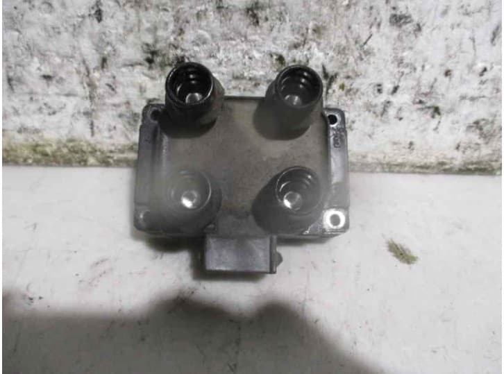 Recambio de bobina encendido para ford escort berlina 1.6 cat-u referencia OEM IAM 88SF12029A2A