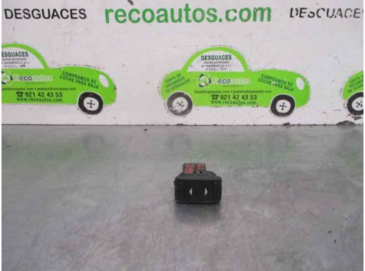 Recambio de mando elevalunas trasero derecho para ford focus ii (da_, hcp, dp) 1.6 tdci referencia OEM IAM