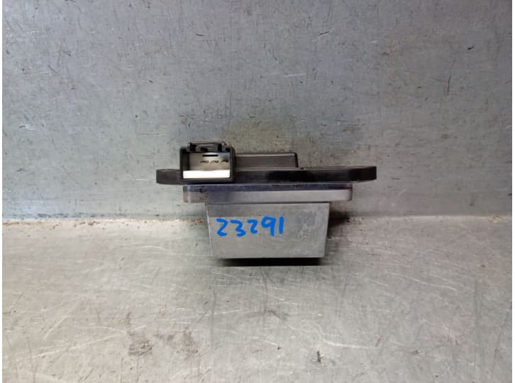 Recambio de resistencia calefaccion para mazda 3 (bk) 1.6 (bk14) referencia OEM IAM BP4M61B15 BP4M61B15