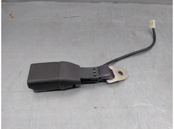 Recambio de enganche cinturon trasero derecho para subaru outback (bs) 2.0 d awd (bsd) referencia OEM IAM 64680AL030VH TRASERO D
