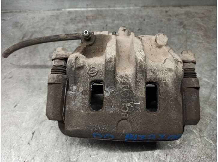 Recambio de pinza freno delantera derecha para ssangyong rexton w / rexton 2.0 xdi referencia OEM IAM 4814008B52 BC140112 MANDO