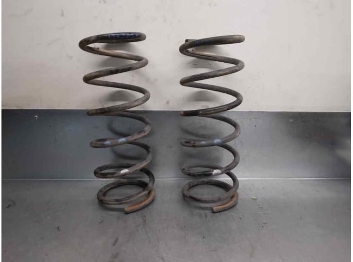 Recambio de muelle amortiguacion para ssangyong rexton w / rexton 2.0 xdi referencia OEM IAM