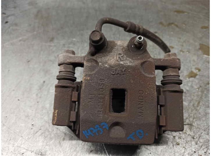 Recambio de pinza freno trasera derecha para ssangyong rexton w / rexton 2.0 xdi referencia OEM IAM 4841009002 BC141059 MANDO