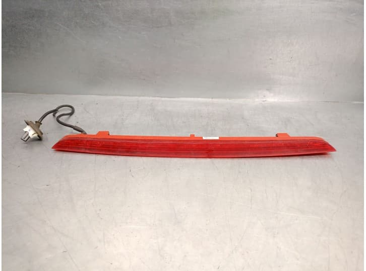 Recambio de luz central de freno para audi a3 (8v1, 8vk) 2.0 tdi referencia OEM IAM 8V0945097B 8V0945097B