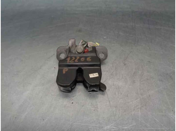 Recambio de cerradura maletero / porton para hyundai lantra ii (j-2) 1.6 16v referencia OEM IAM